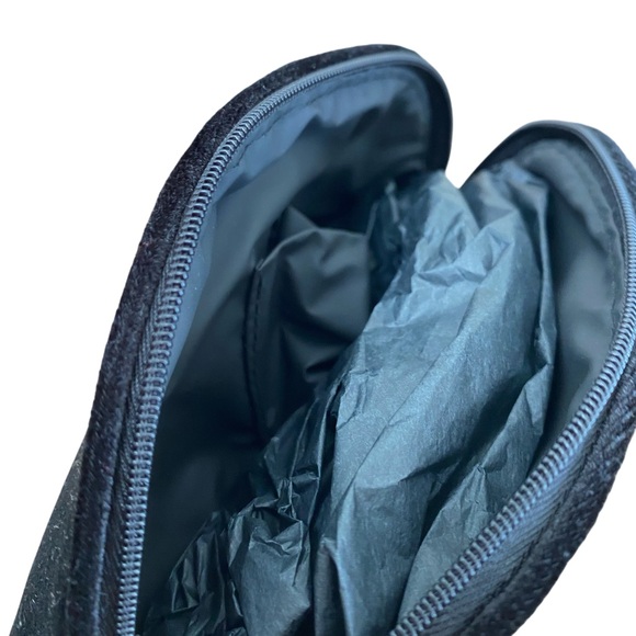 Dior Black Velvet Cosmetic Makeup Bag Pouch - Picture 4 of 5